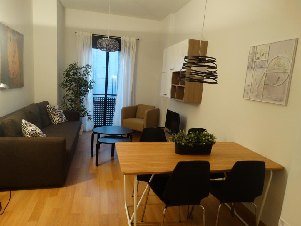 Malaga Apartamentos - Jinetes, 14 Dış mekan fotoğraf
