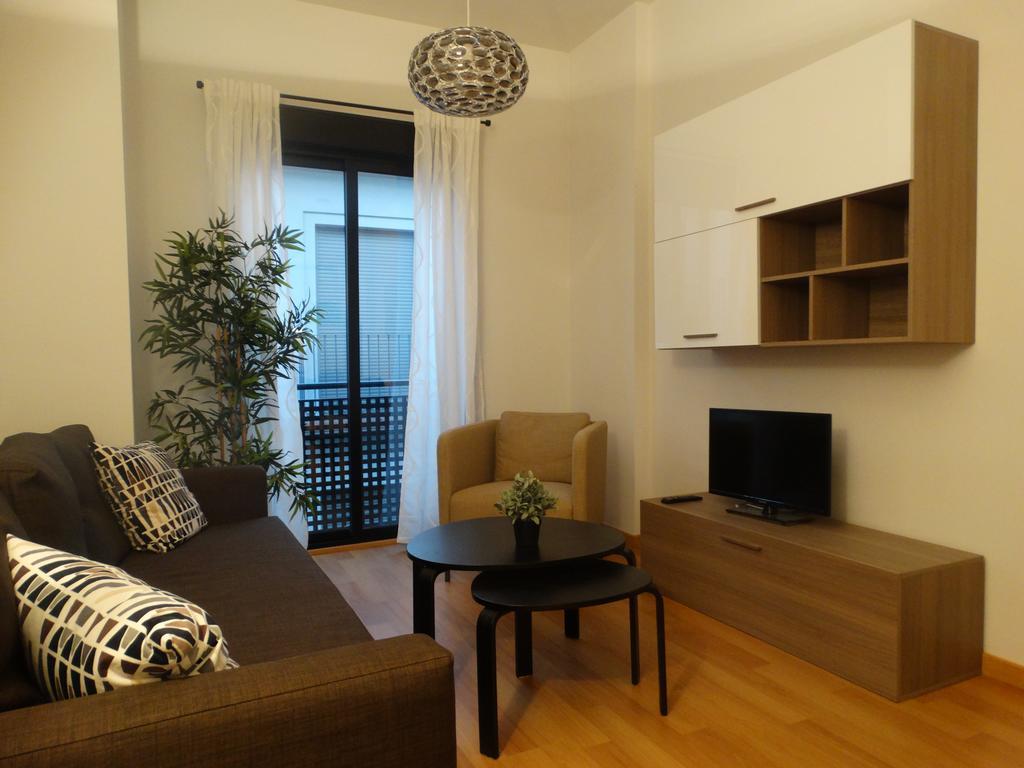 Malaga Apartamentos - Jinetes, 14 Dış mekan fotoğraf